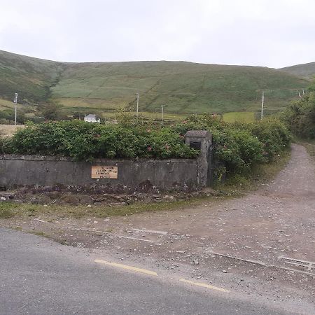 Gleann Loic Farmhouse Villa Dingle Exterior photo