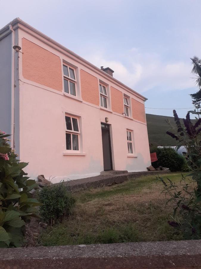 Gleann Loic Farmhouse Villa Dingle Exterior photo